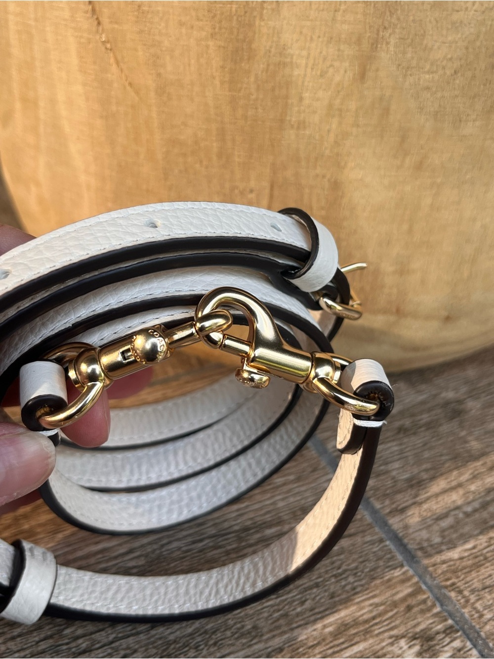 Coach Chalk White Pebbled Leather Strap with Dark Brown Edge & Gold Hardware - Picture 5 of 6